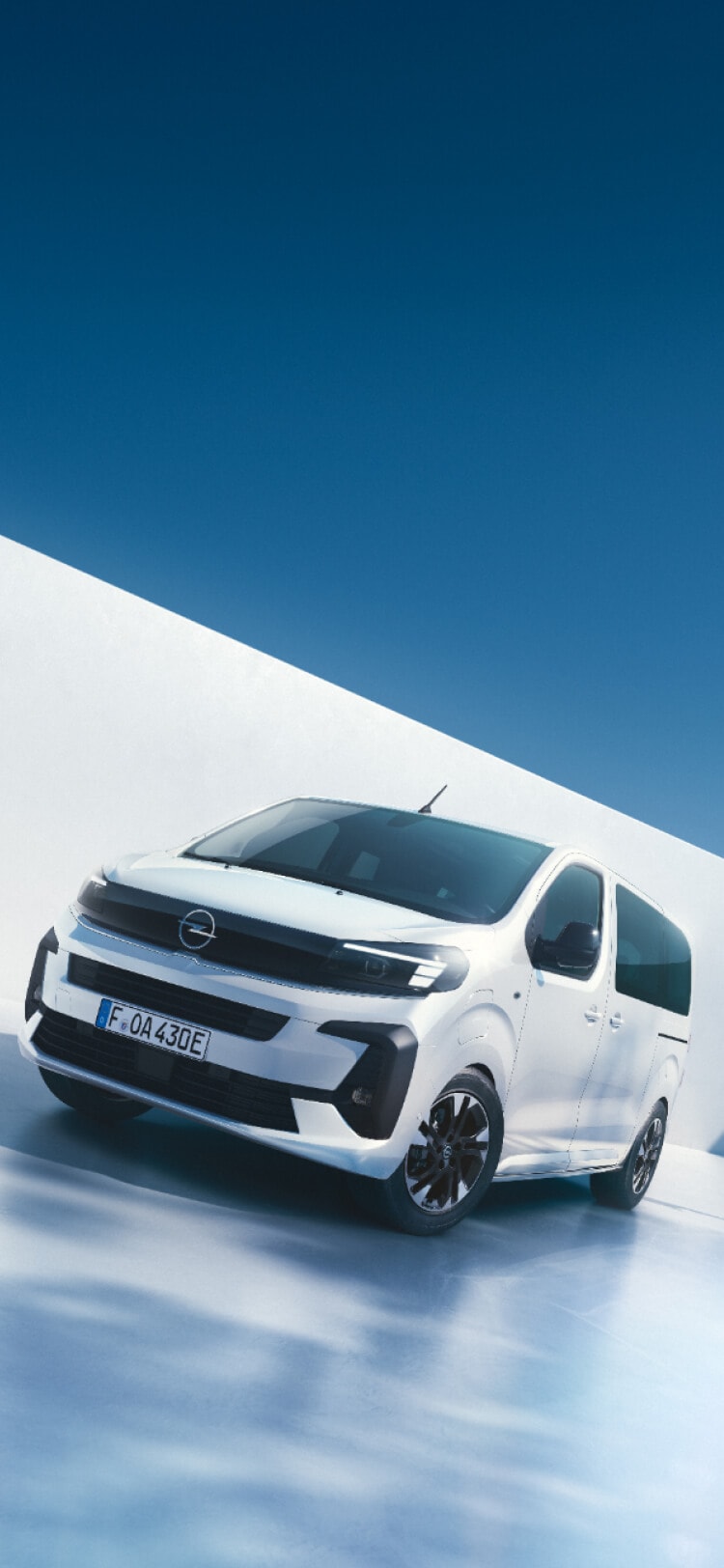 Verwunderlich 2023 Opel Zafira Life Electric Bild