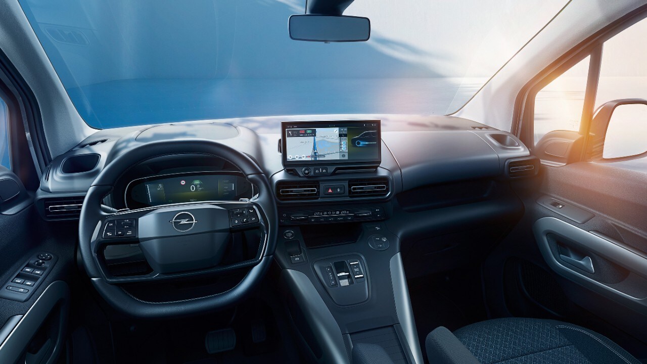 Interieur van een Opel Combo Electric